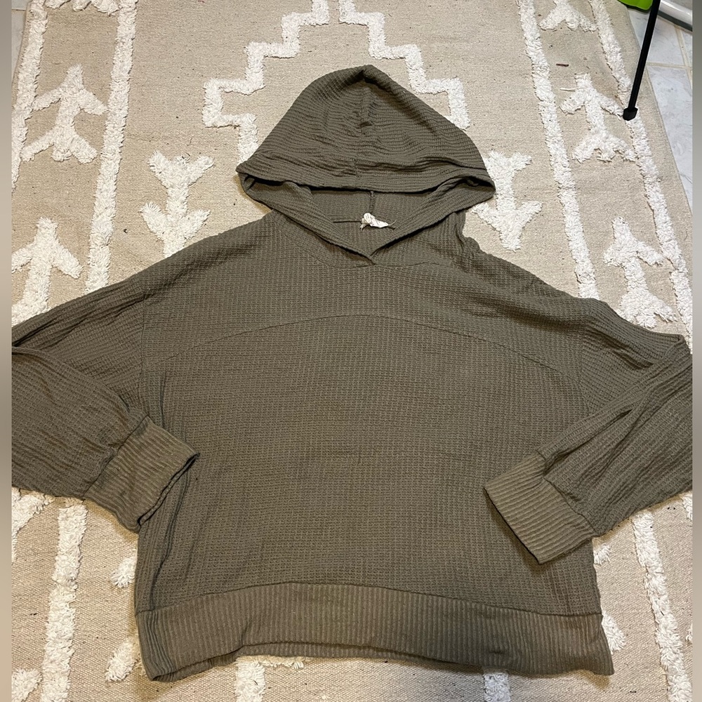 Ribbed Pullover